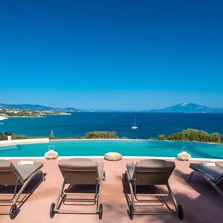 Villa Carvella With Private Pool