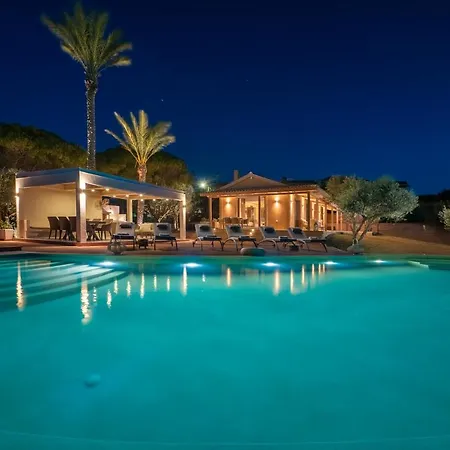 Carvella - A Sublimely Relaxing Escape! וילה
