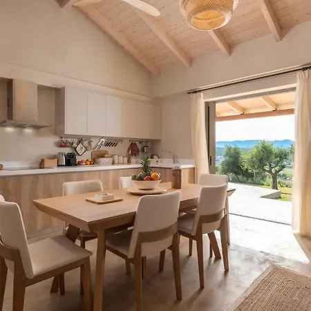 Carvella - A Sublimely Relaxing Escape! וילה טסיליבי